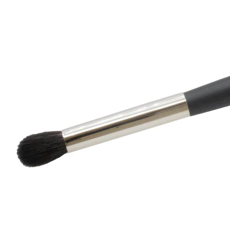 Diego Dalla Palma Eye Shadow Brush No 15 - Multifunction Rounded Design 2 Diego Dalla Palma Eye Shadow Brush No 15 - Multifunction Rounded Design - Image 2