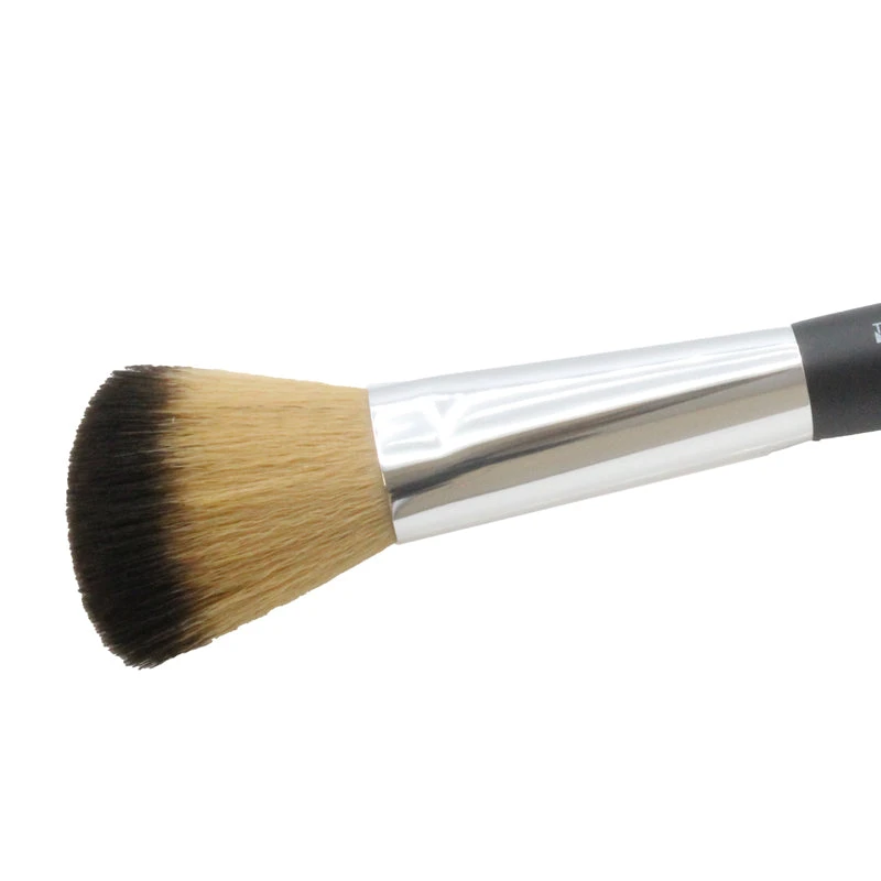 Diego Dalla Palma Blush Brush No 26 - Slanted Makeup Tool 2 Diego Dalla Palma Blush Brush No 26 - Slanted Makeup Tool - Image 2